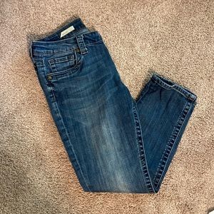 Kut from the Kloth straight leg jeans